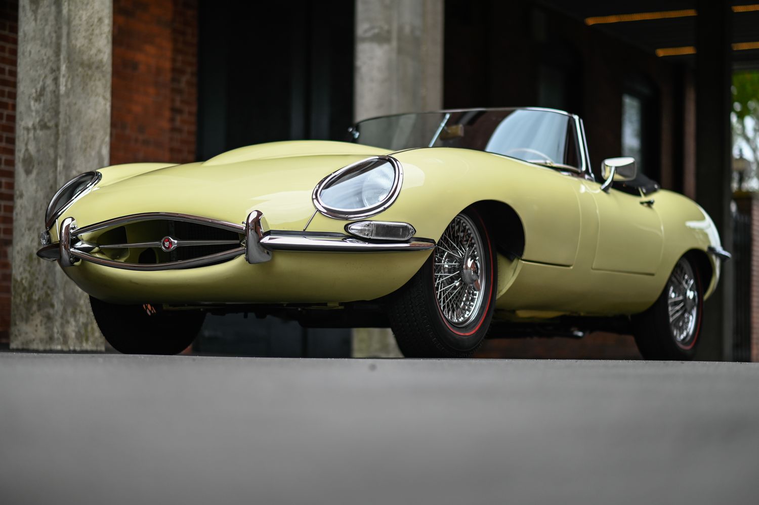 E.T.シリーズ 1967 Jaguar E-Type Series 1 4.2 Roadster Meticulously